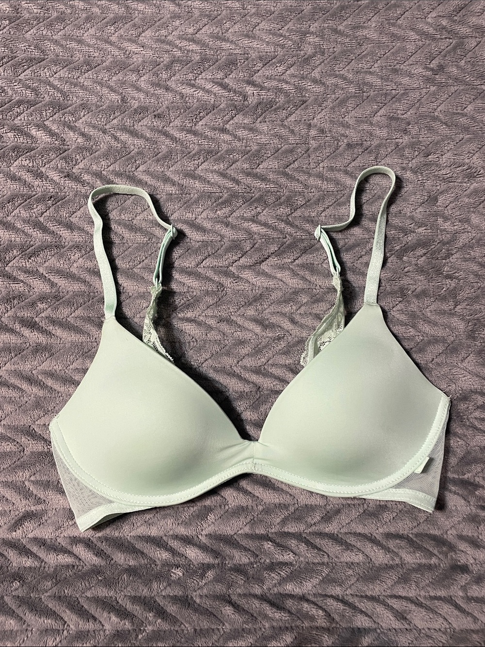 Victoria’s Secret Mint Green Bra